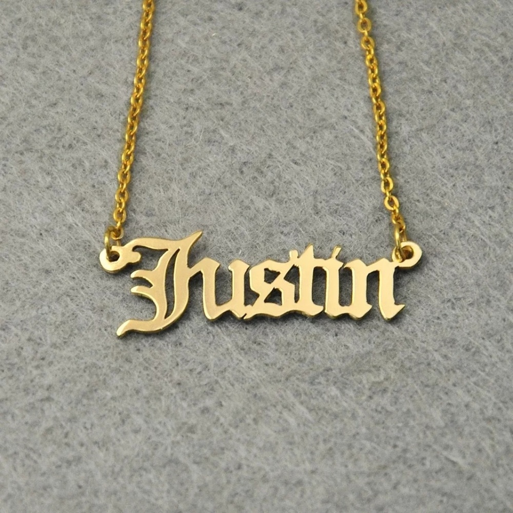 Personalized old English nameplate necklace